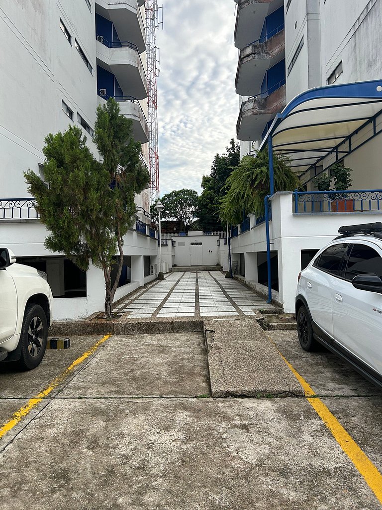 Apartamento Amblado en Conjunto Torres Flotantes