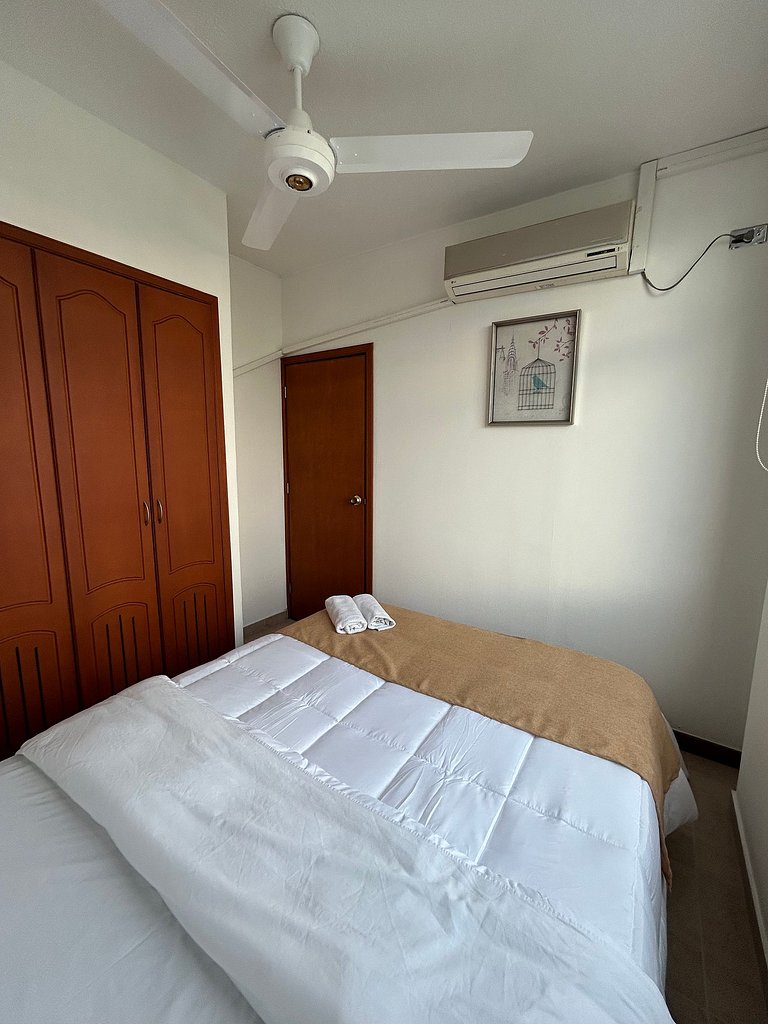 Apartamento Amblado en Conjunto Torres Flotantes