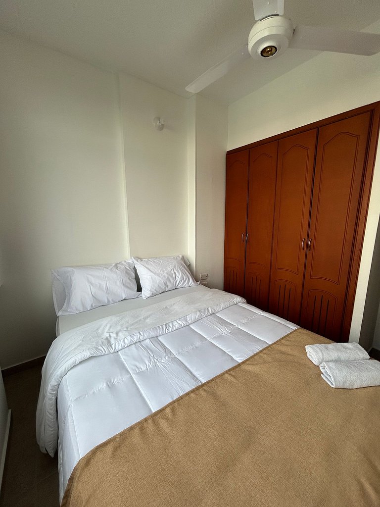 Apartamento Amblado en Conjunto Torres Flotantes