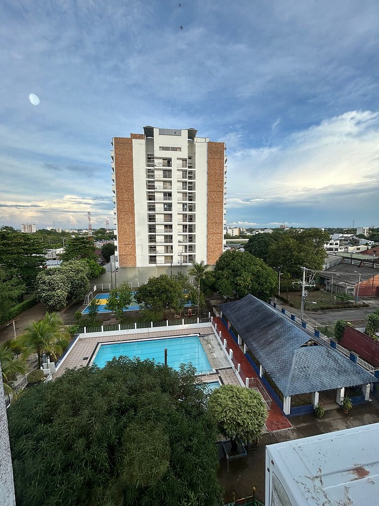 Apartamento Amblado en Conjunto Torres Flotantes