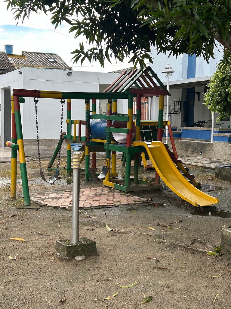 Apartamento Amblado en Conjunto Torres Flotantes