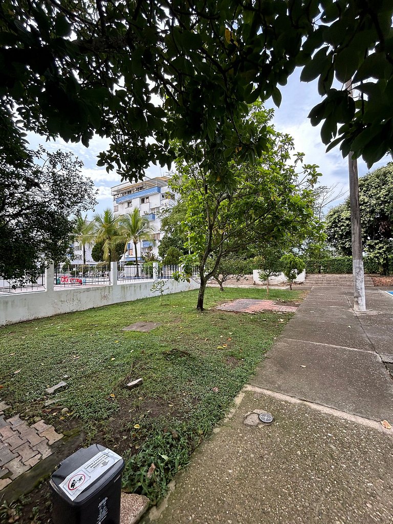 Apartamento Amblado en Conjunto Torres Flotantes