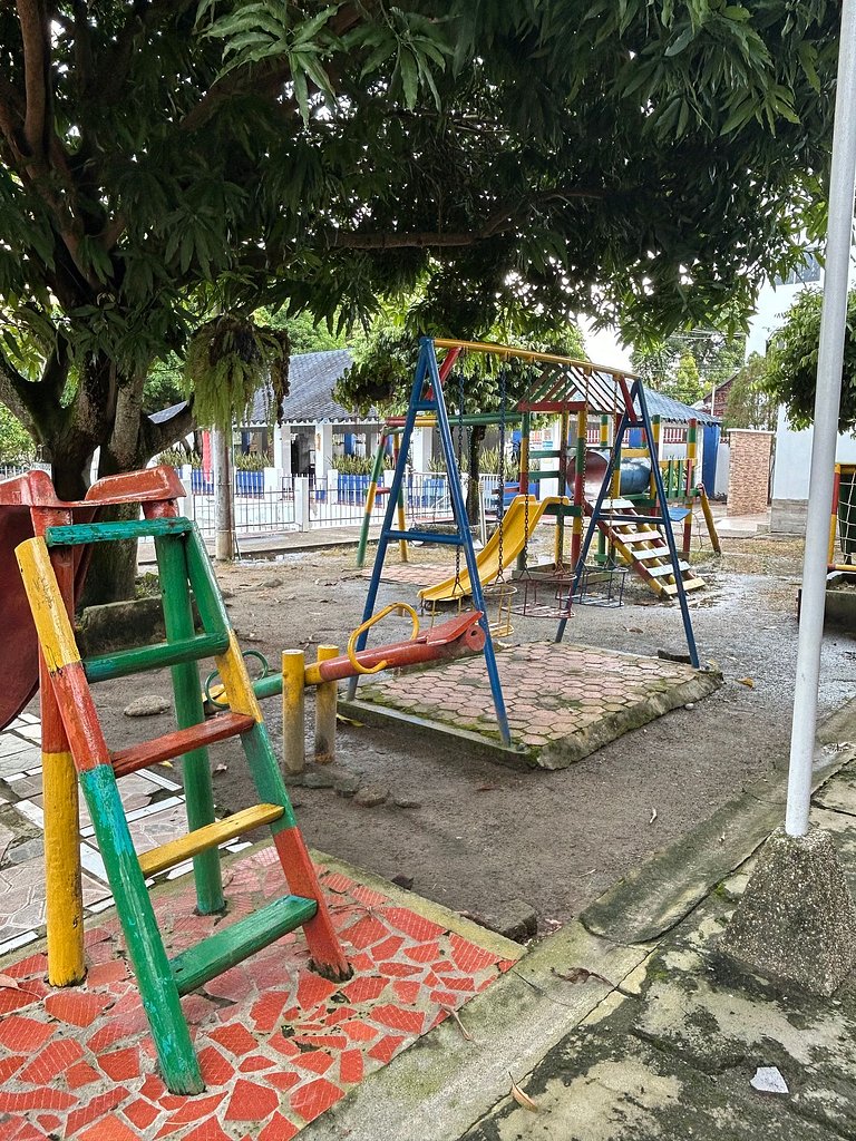 Apartamento Amblado en Conjunto Torres Flotantes